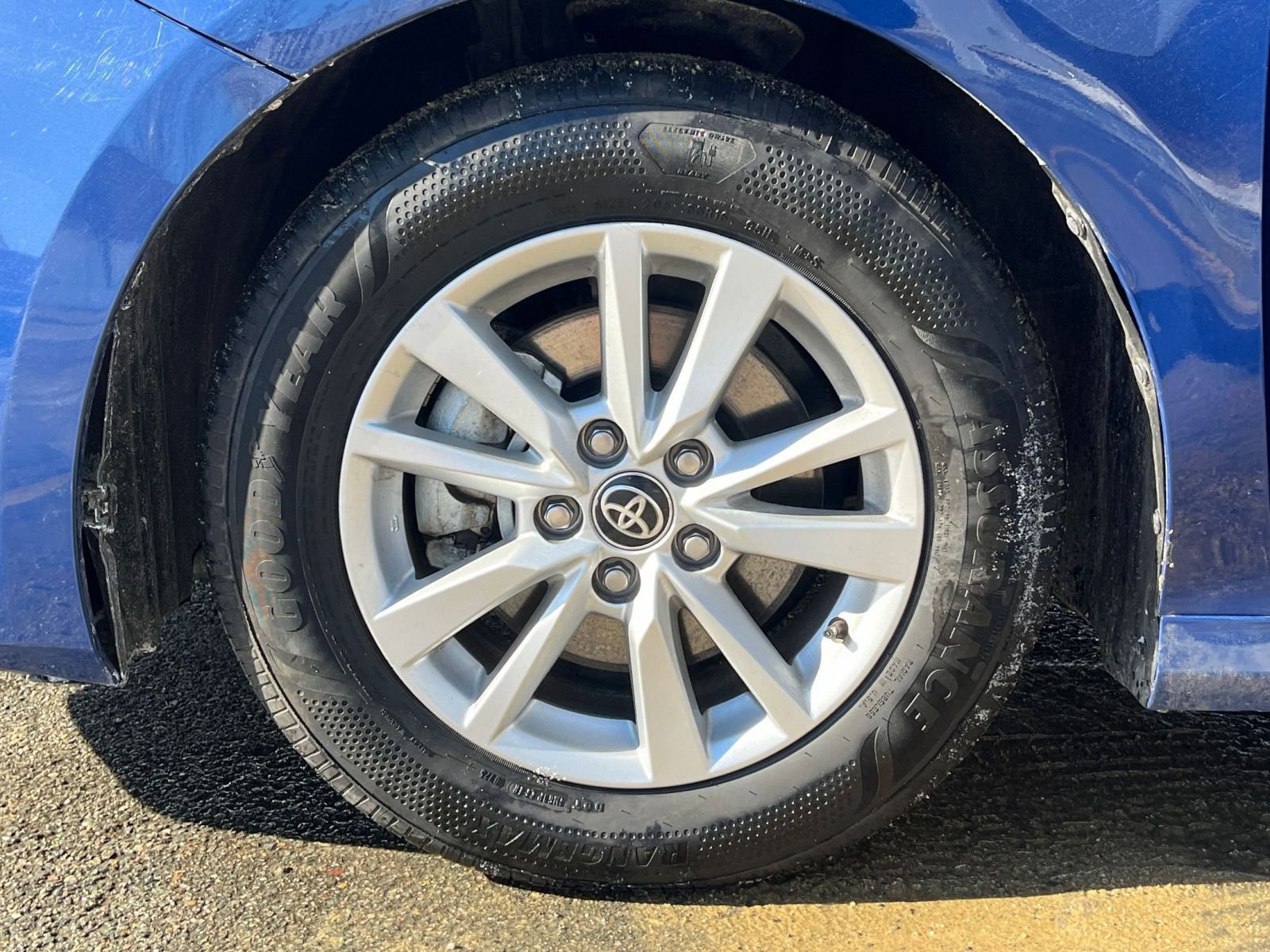 Thumbnail: 2025 Toyota Camry - 28