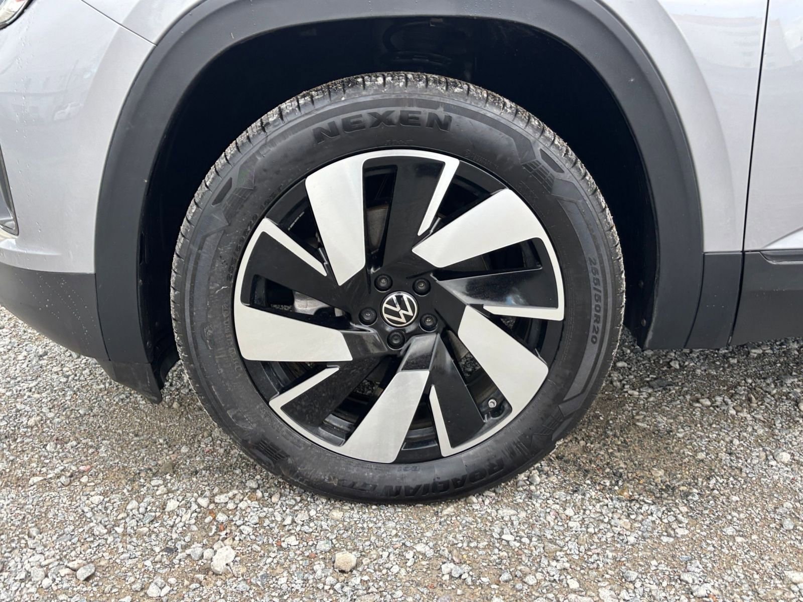 Thumbnail: 2025 Volkswagen Atlas - 25