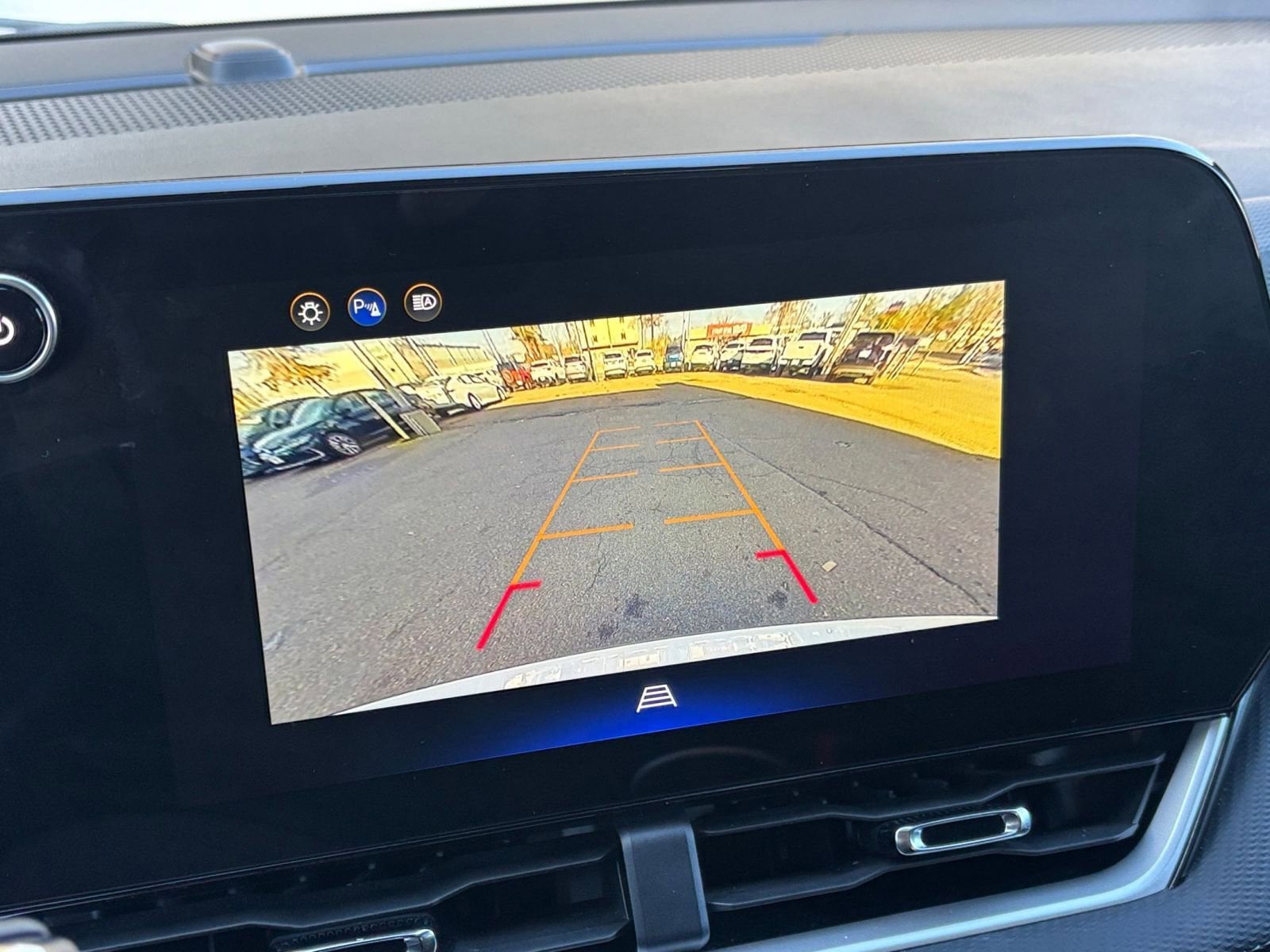 Thumbnail: 2025 Chevrolet Equinox - 17