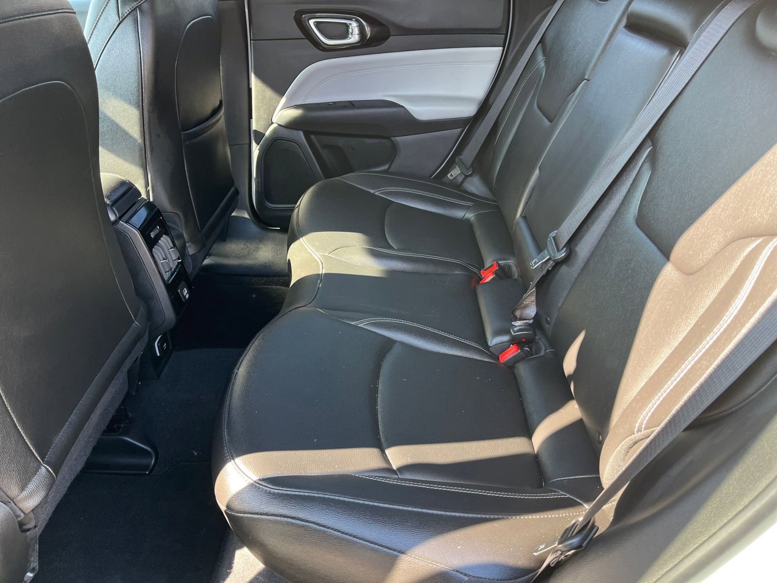 Thumbnail: 2025 Jeep Compass - 27