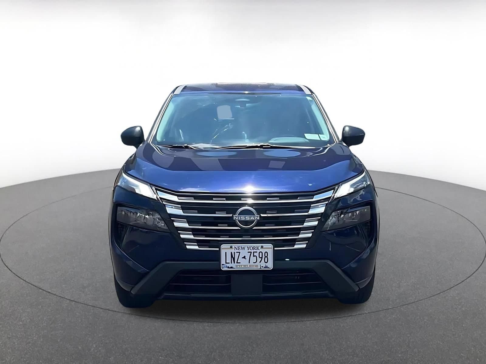 Thumbnail: 2025 Nissan Rogue - 4