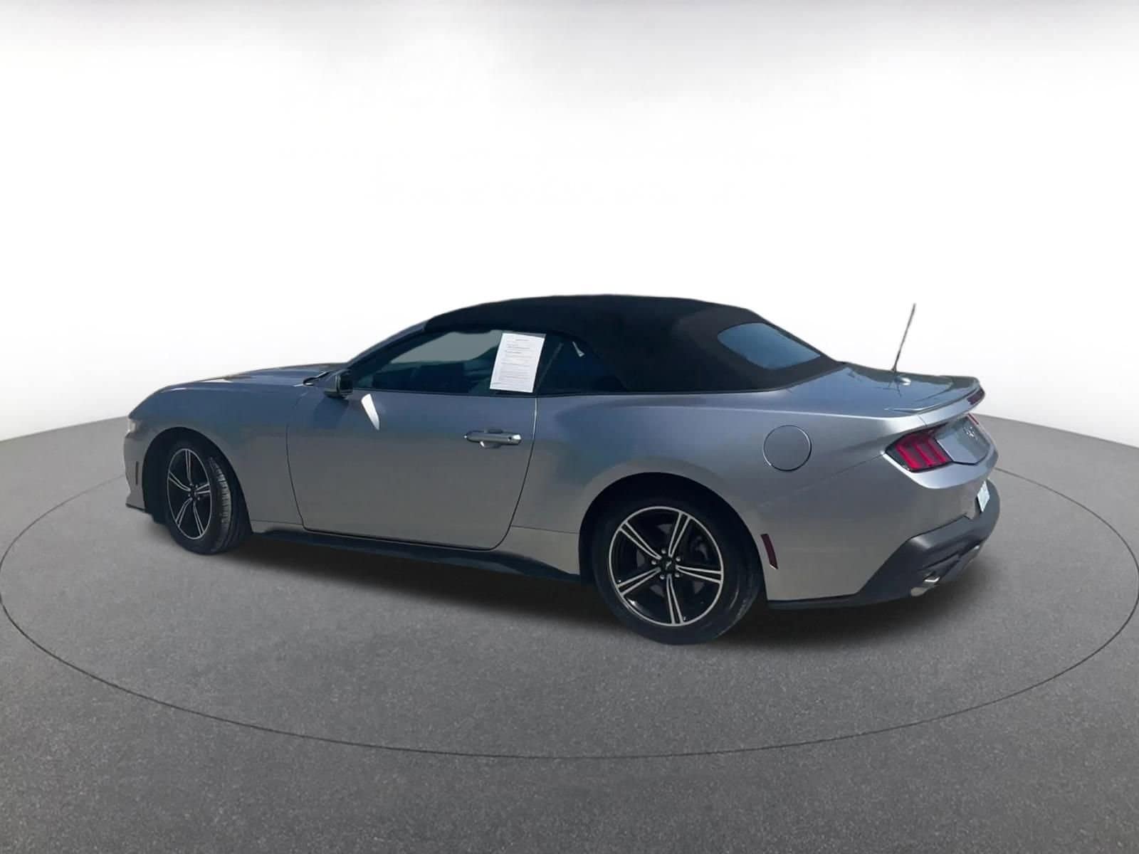 Thumbnail: 2024 Ford Mustang - 10