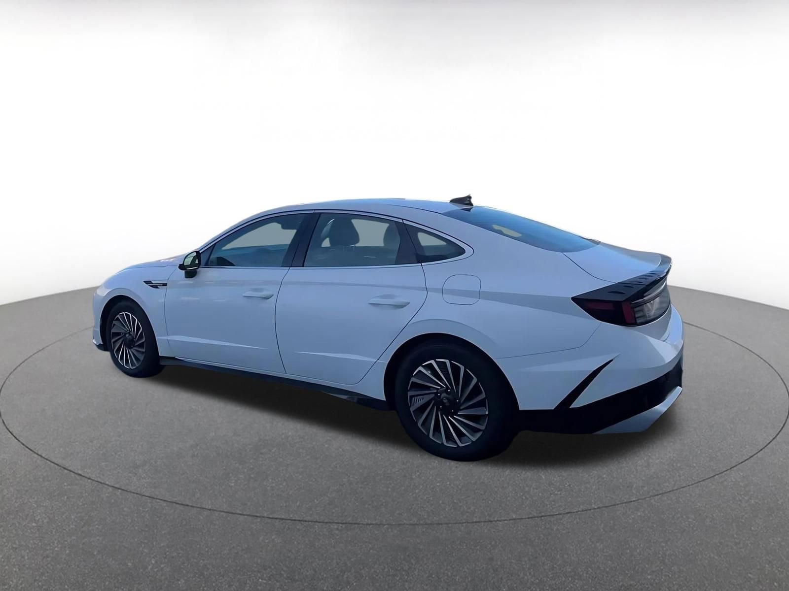 Thumbnail: 2025 Hyundai Sonata - 11