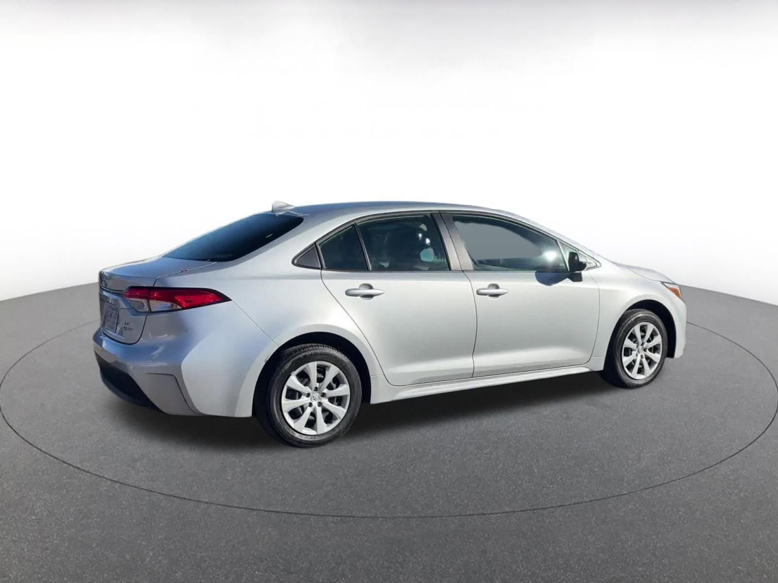 Thumbnail: 2025 Toyota Corolla - 14