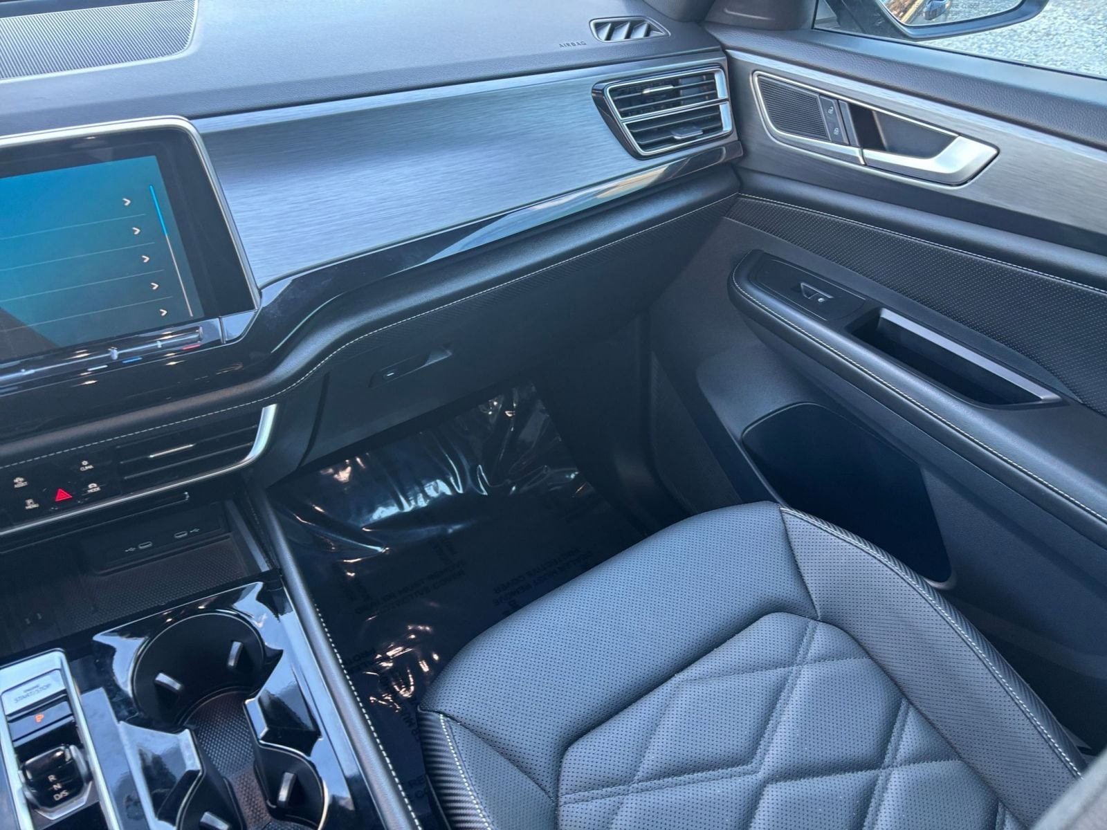 Thumbnail: 2025 Volkswagen Atlas - 31