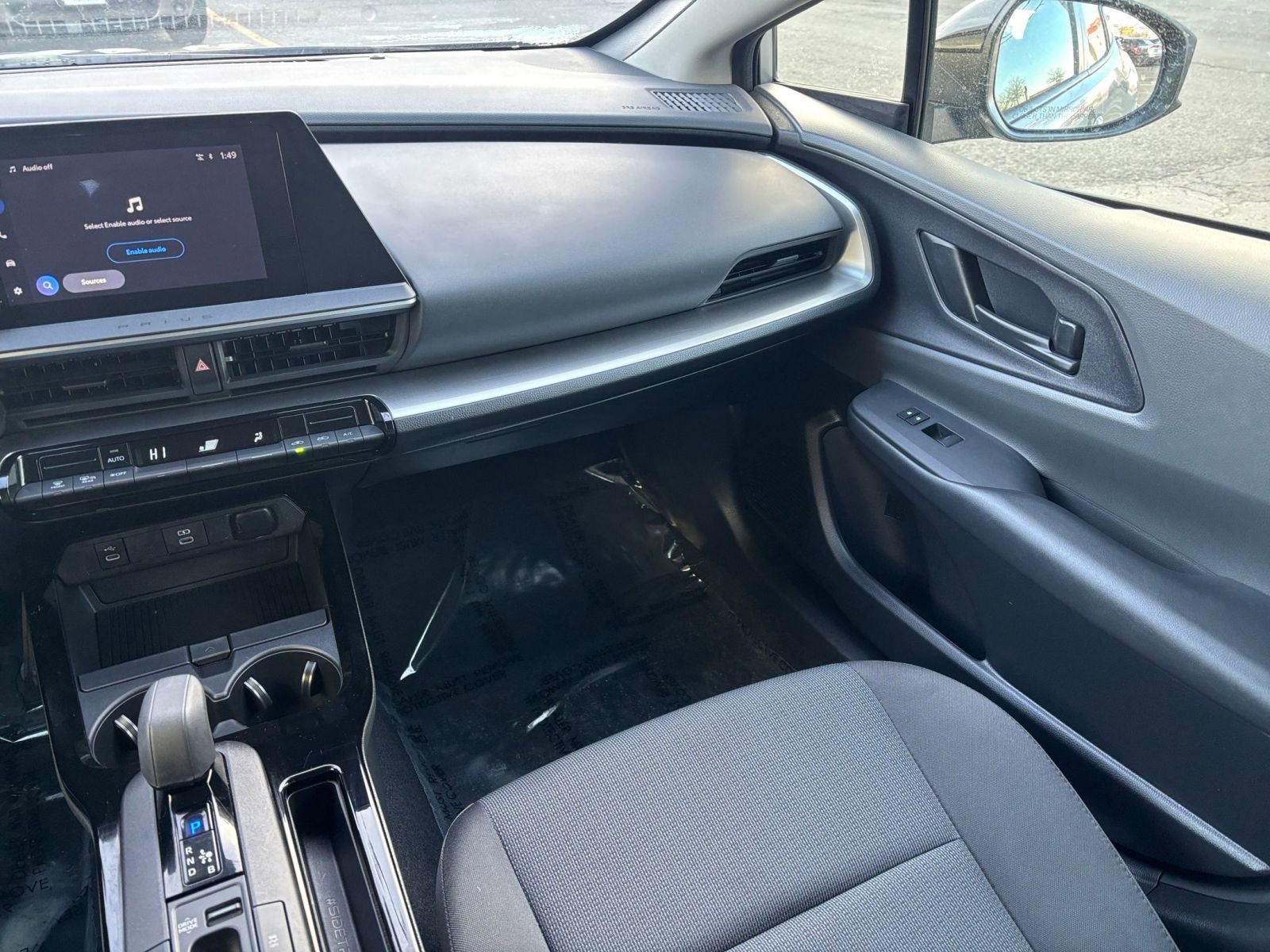 Thumbnail: 2025 Toyota Prius - 31