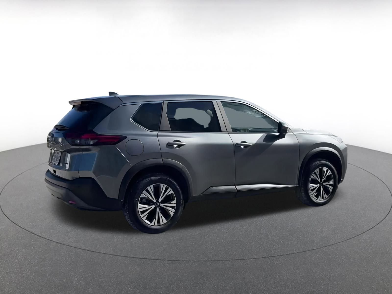 Thumbnail: 2023 Nissan Rogue - 14