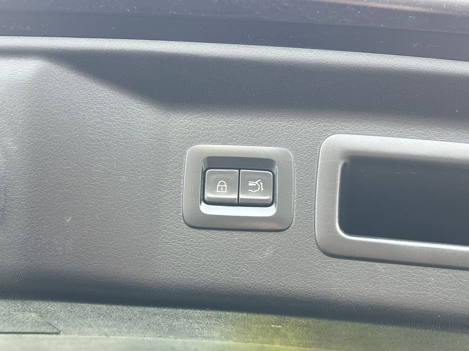 Thumbnail: 2025 Mazda CX-90 - 18