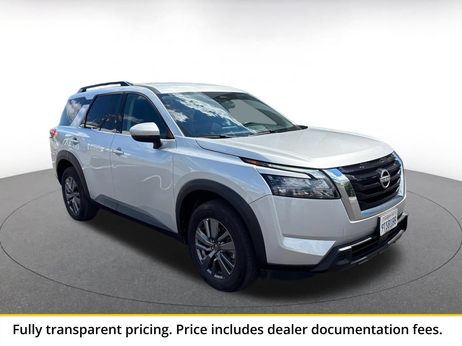 Thumbnail: 2025 Nissan Pathfinder - 1
