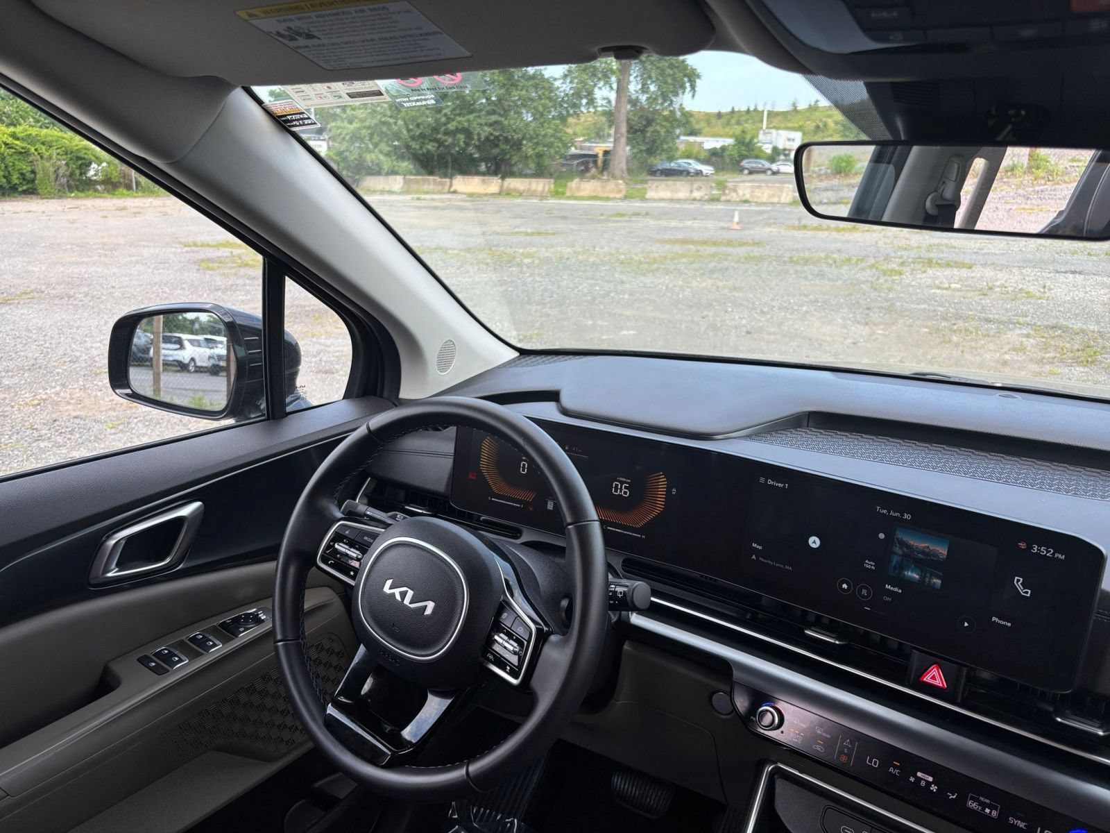 Thumbnail: 2026 Kia Carnival - 32