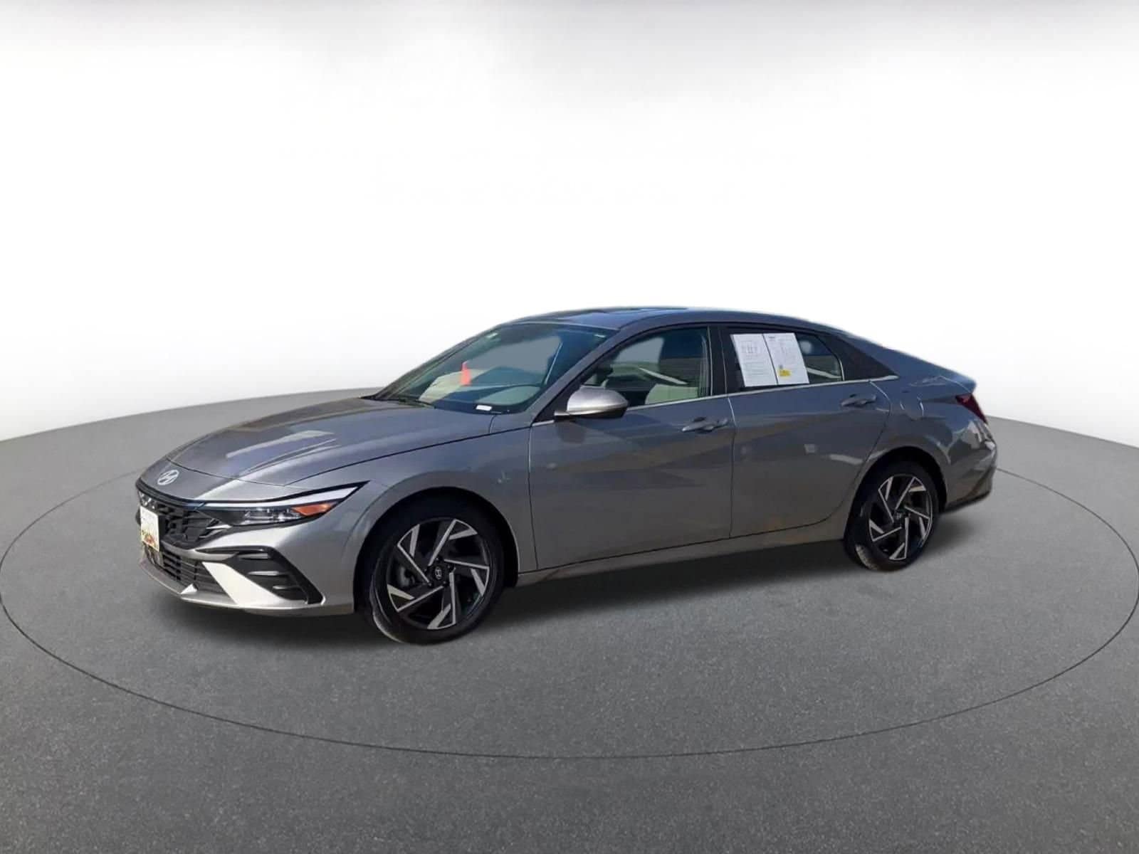 Thumbnail: 2025 Hyundai Elantra - 8
