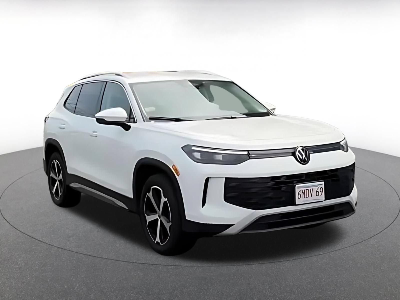 Thumbnail: 2026 Volkswagen Tiguan - 3