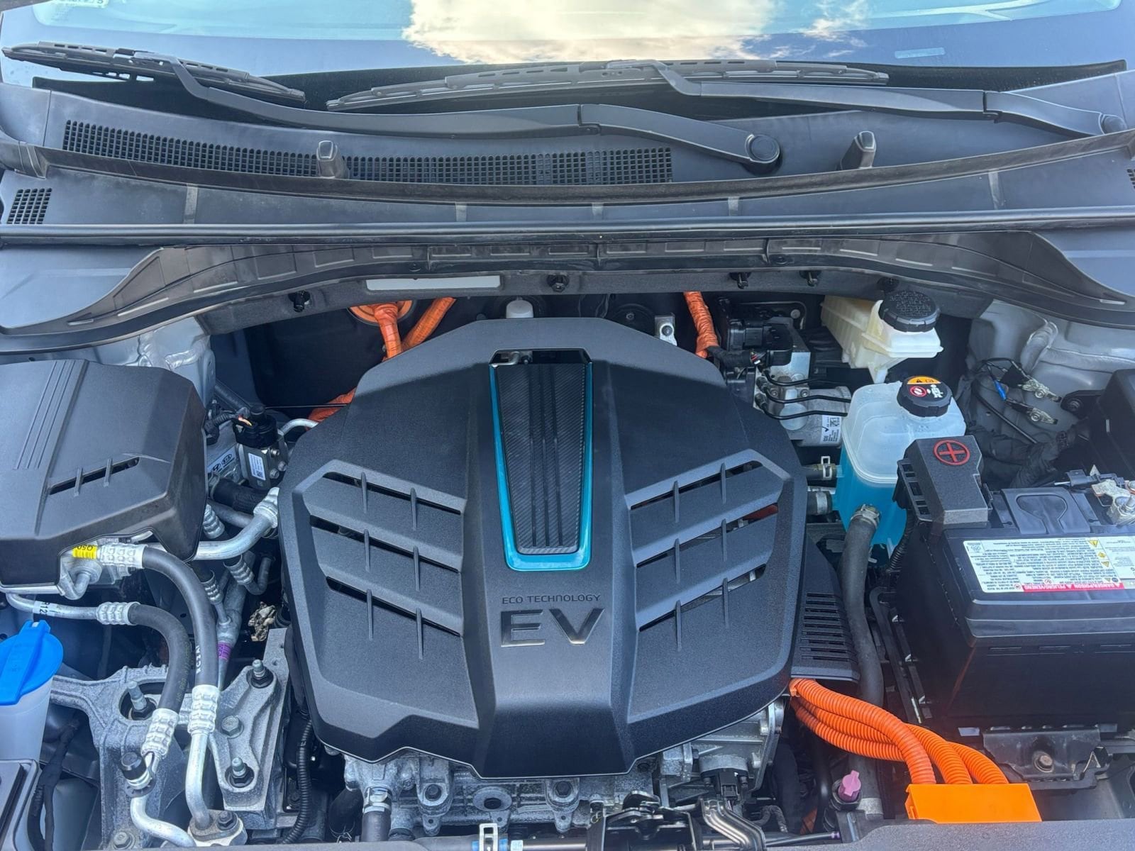 Thumbnail: 2022 Kia Niro - 29