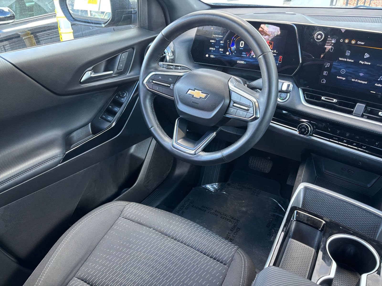 Thumbnail: 2025 Chevrolet Equinox - 30