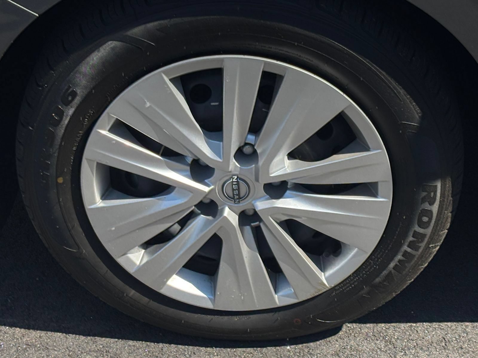 Thumbnail: 2025 Nissan Sentra - 25