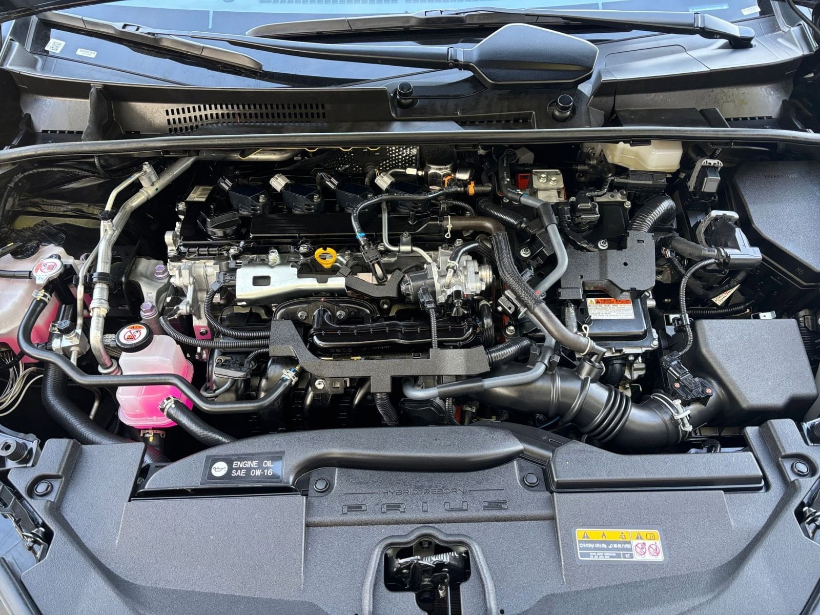 Thumbnail: 2025 Toyota Prius - 28