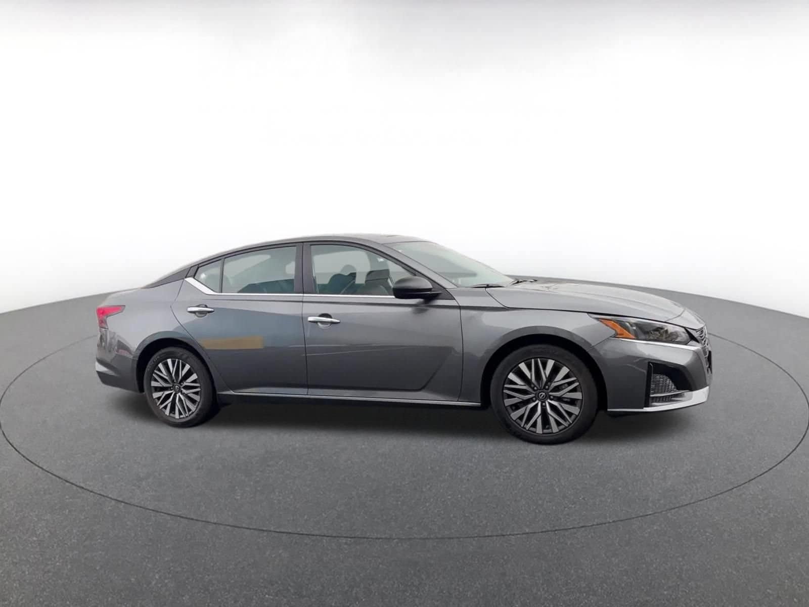 Thumbnail: 2025 Nissan Altima - 2