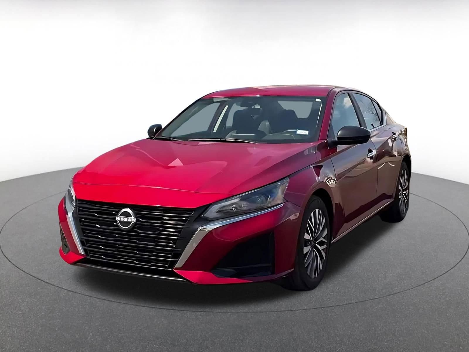 Thumbnail: 2025 Nissan Altima - 7