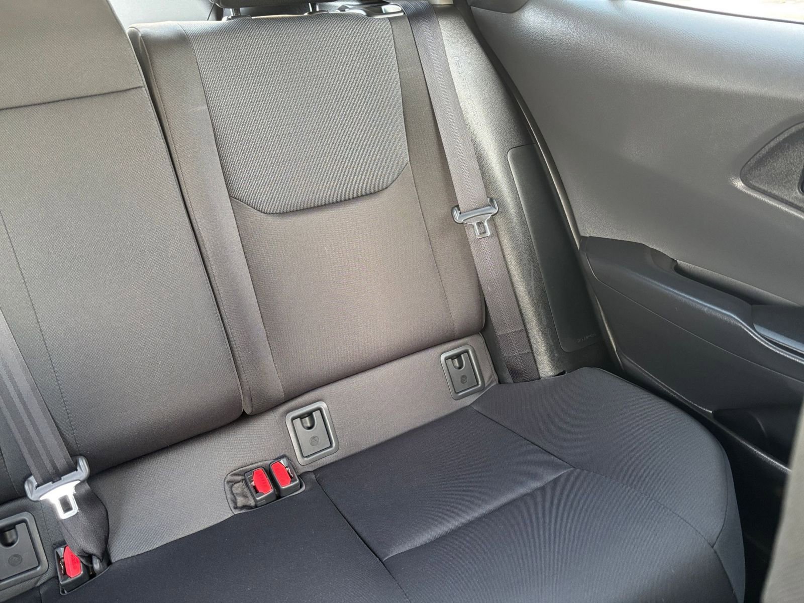 Thumbnail: 2025 Toyota Prius - 33