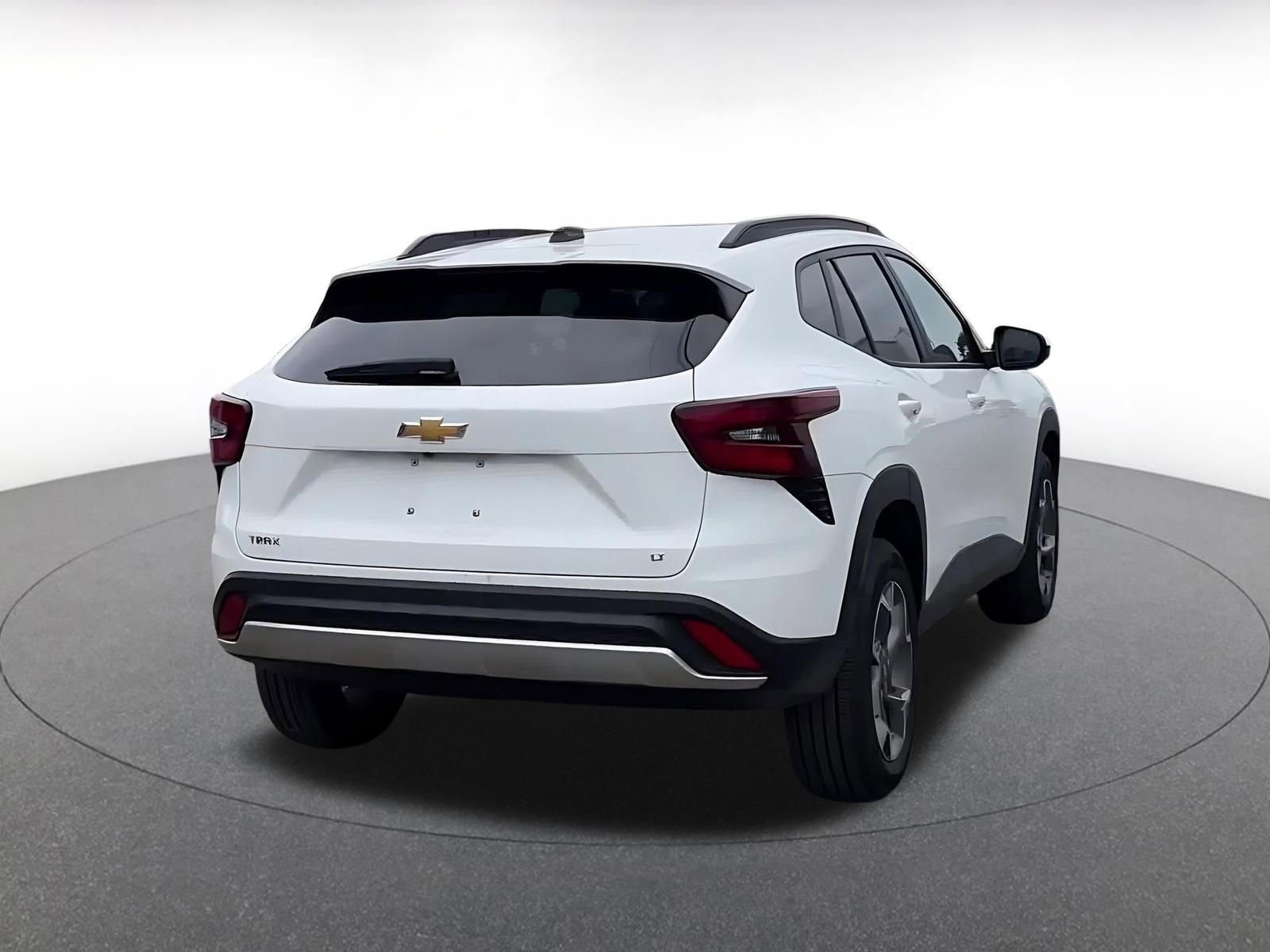 Thumbnail: 2025 Chevrolet Trax - 14