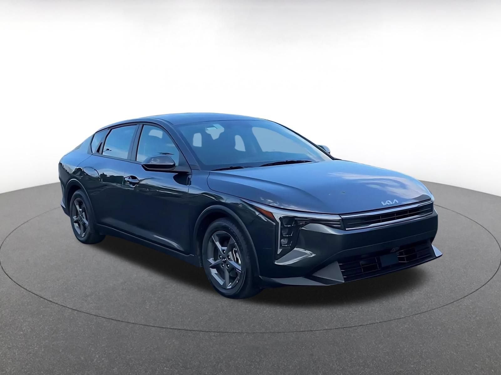 Thumbnail: 2025 Kia K4 - 3