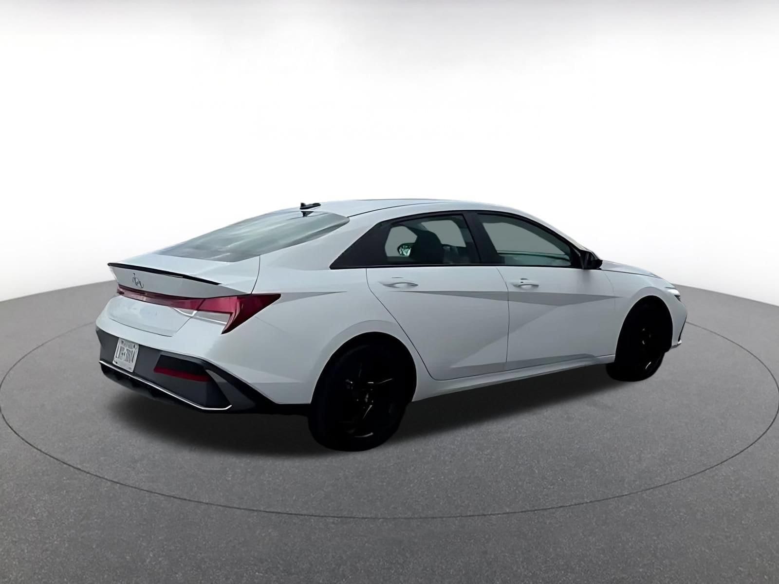 Thumbnail: 2026 Hyundai Elantra - 10