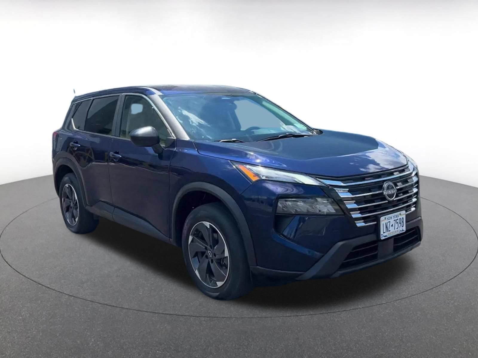 Thumbnail: 2025 Nissan Rogue - 3