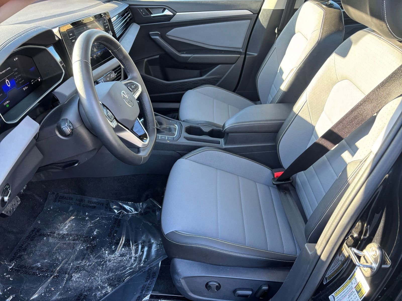 Thumbnail: 2025 Volkswagen Jetta - 23