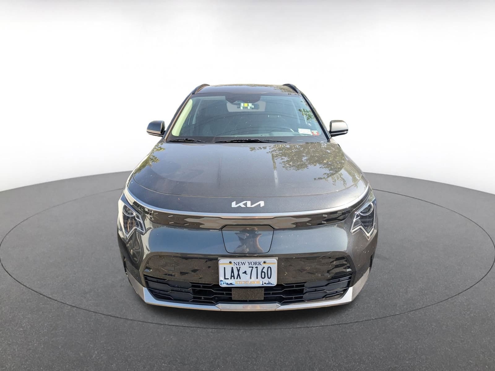 Thumbnail: 2023 Kia Niro - 2
