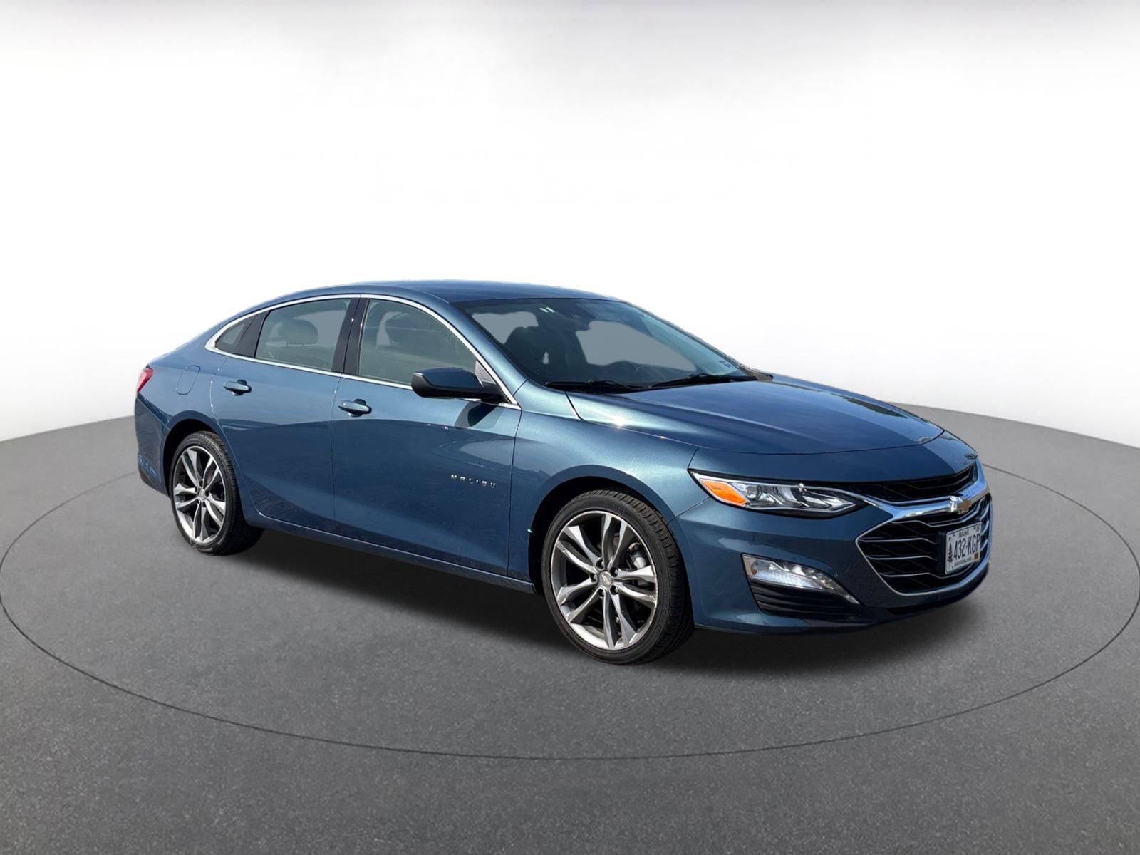 Thumbnail: 2024 Chevrolet Malibu - 1