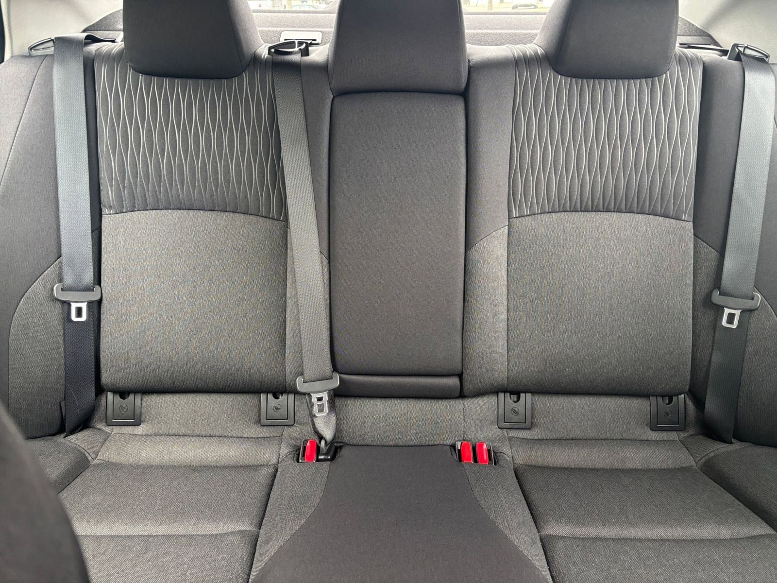 Thumbnail: 2025 Toyota Camry - 34