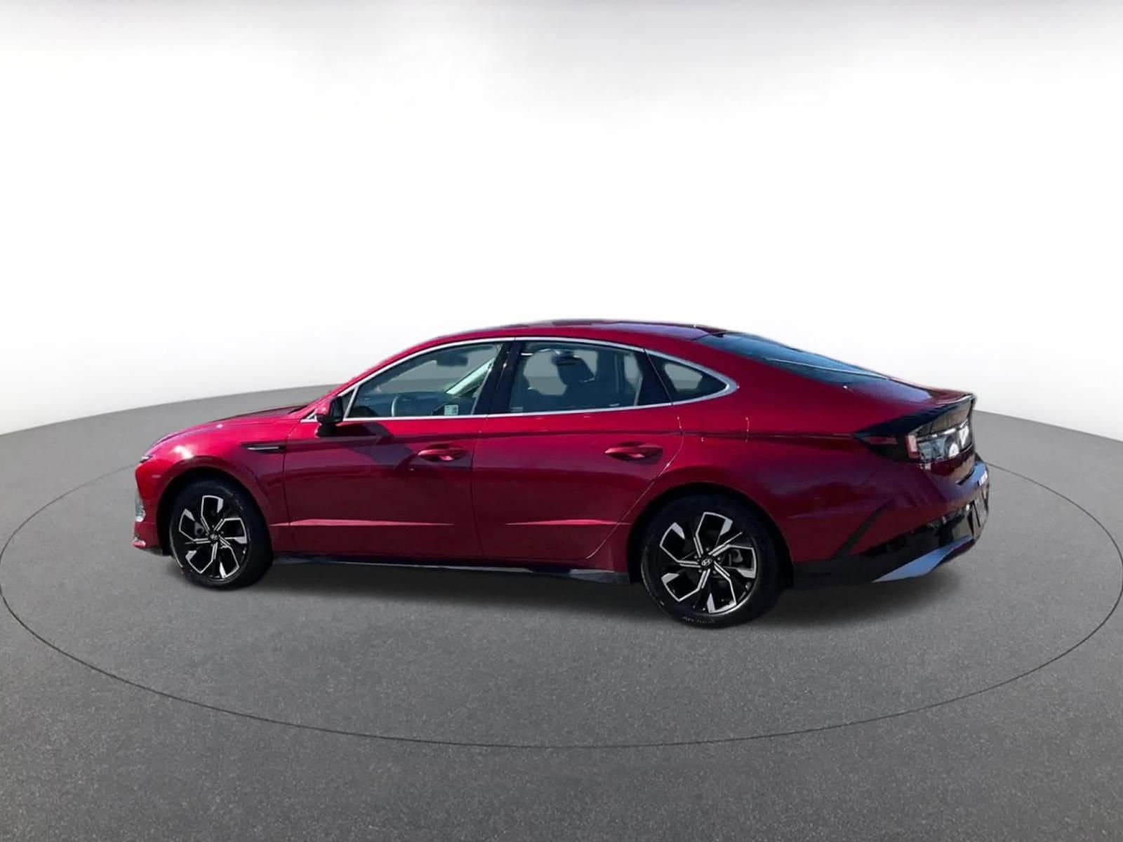 Thumbnail: 2025 Hyundai Sonata - 10