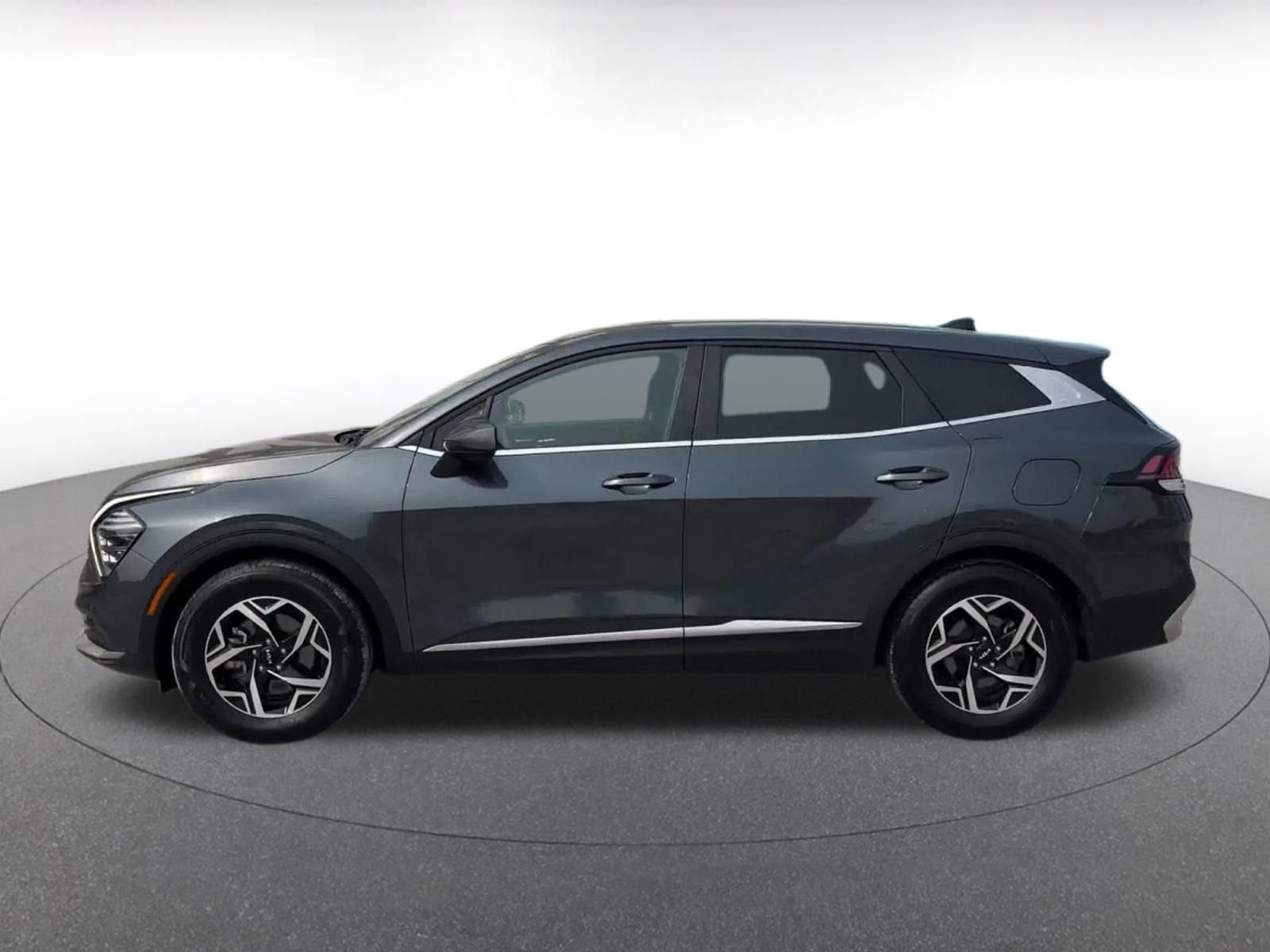 Thumbnail: 2024 Kia Sportage - 8