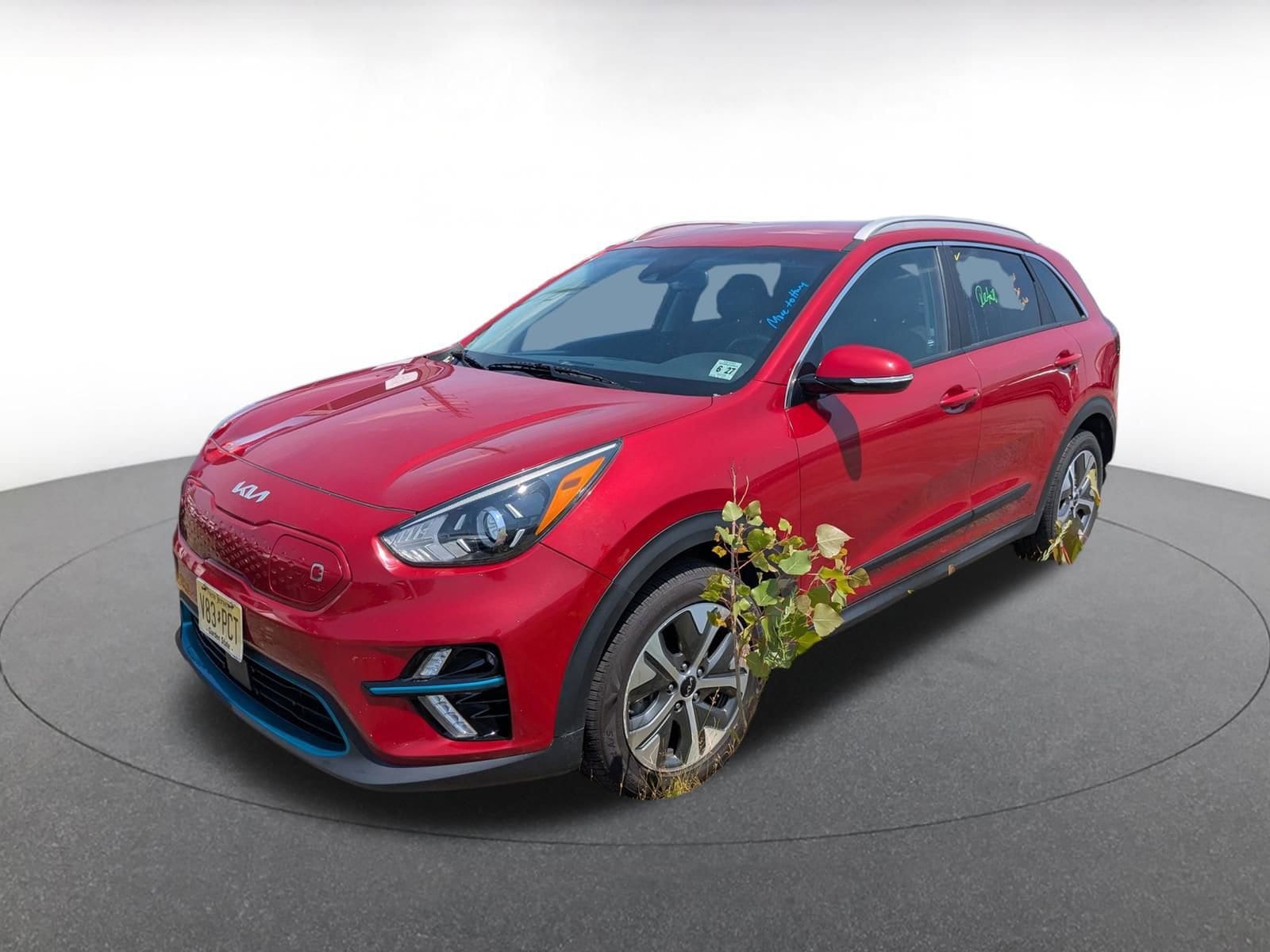 Thumbnail: 2022 Kia Niro - 3