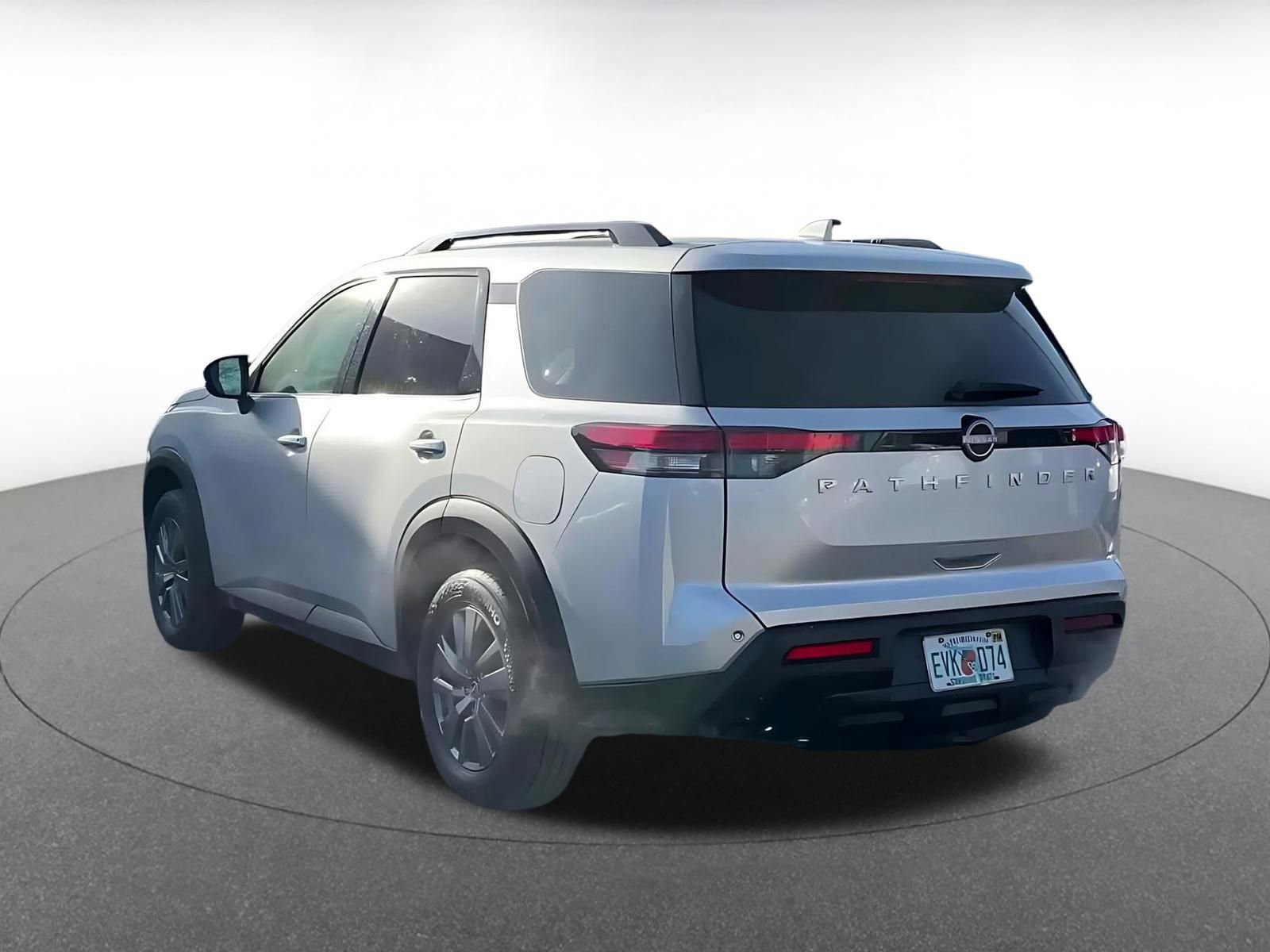 Thumbnail: 2025 Nissan Pathfinder - 10