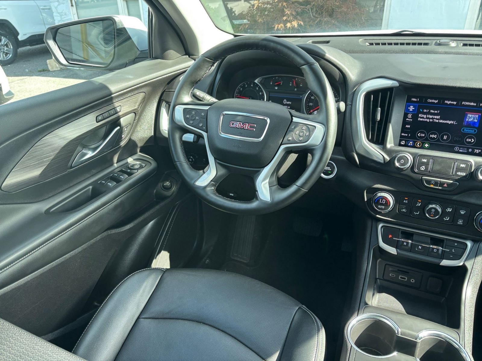 Thumbnail: 2024 GMC Terrain - 30