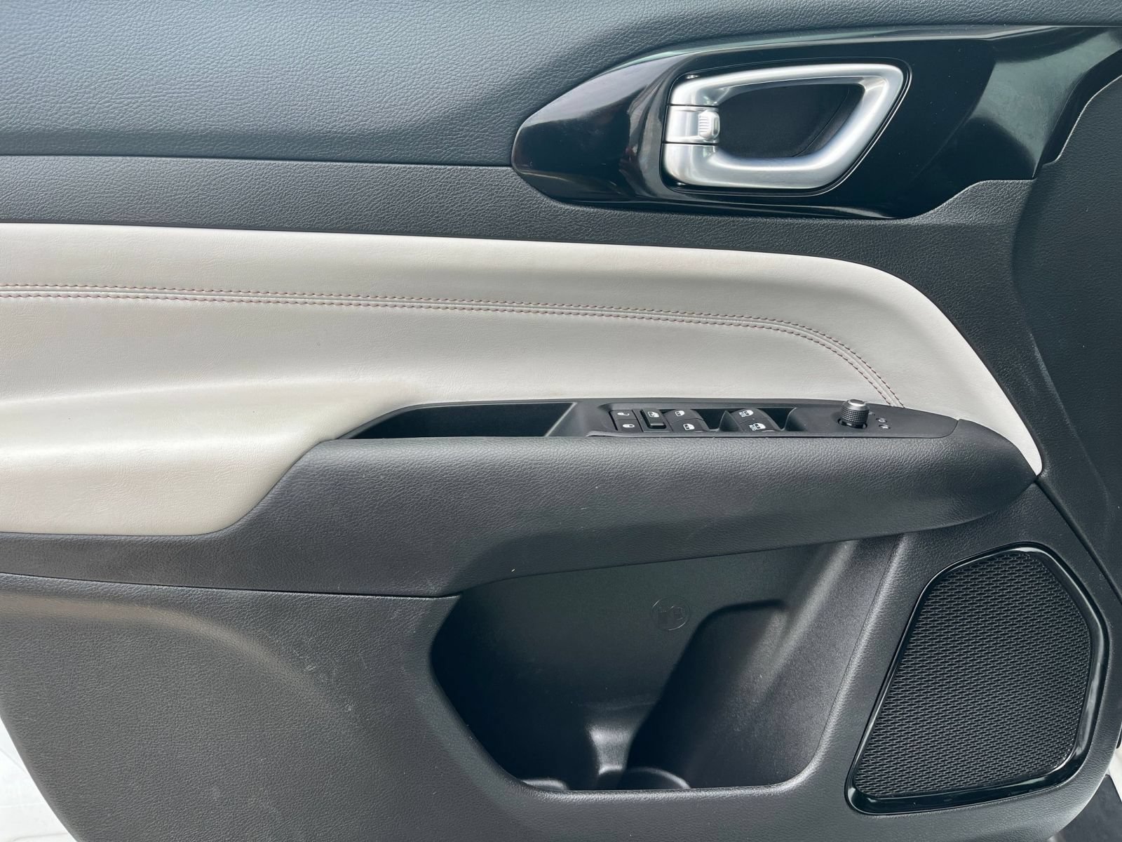 Thumbnail: 2025 Jeep Compass - 18