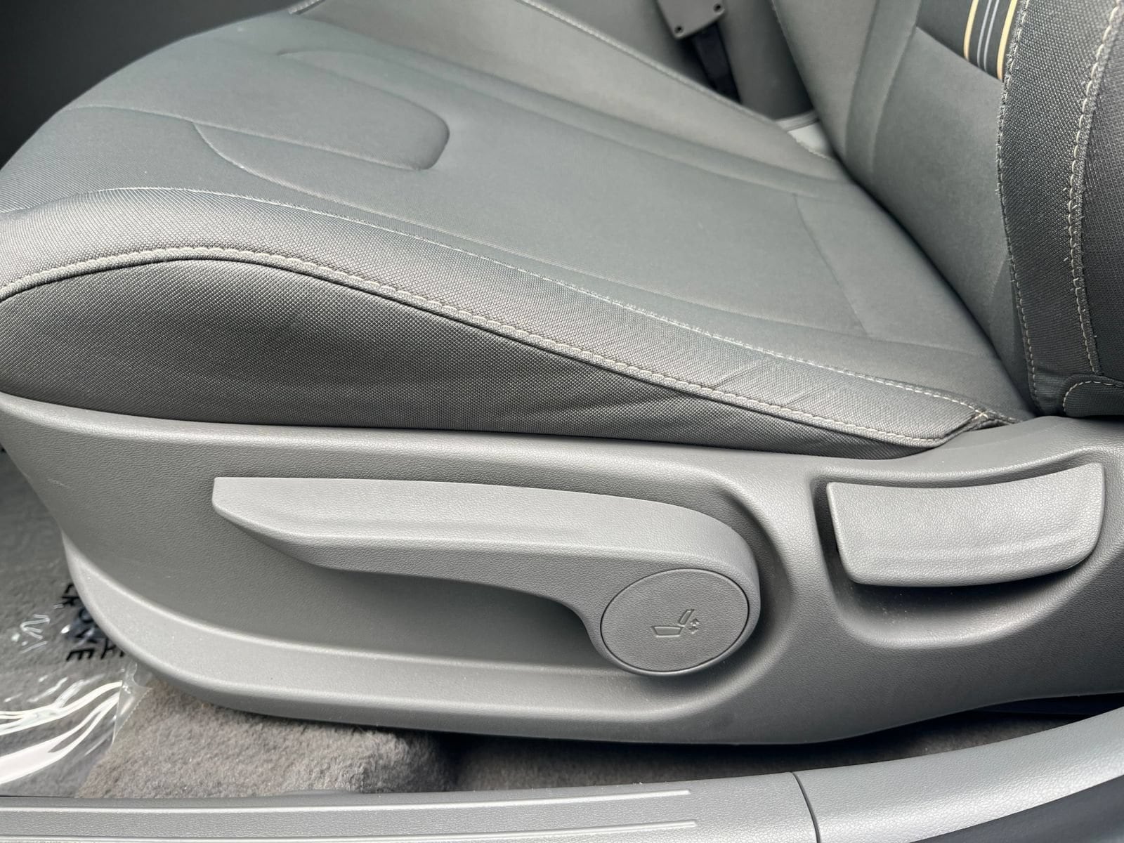 Thumbnail: 2026 Hyundai Elantra - 23
