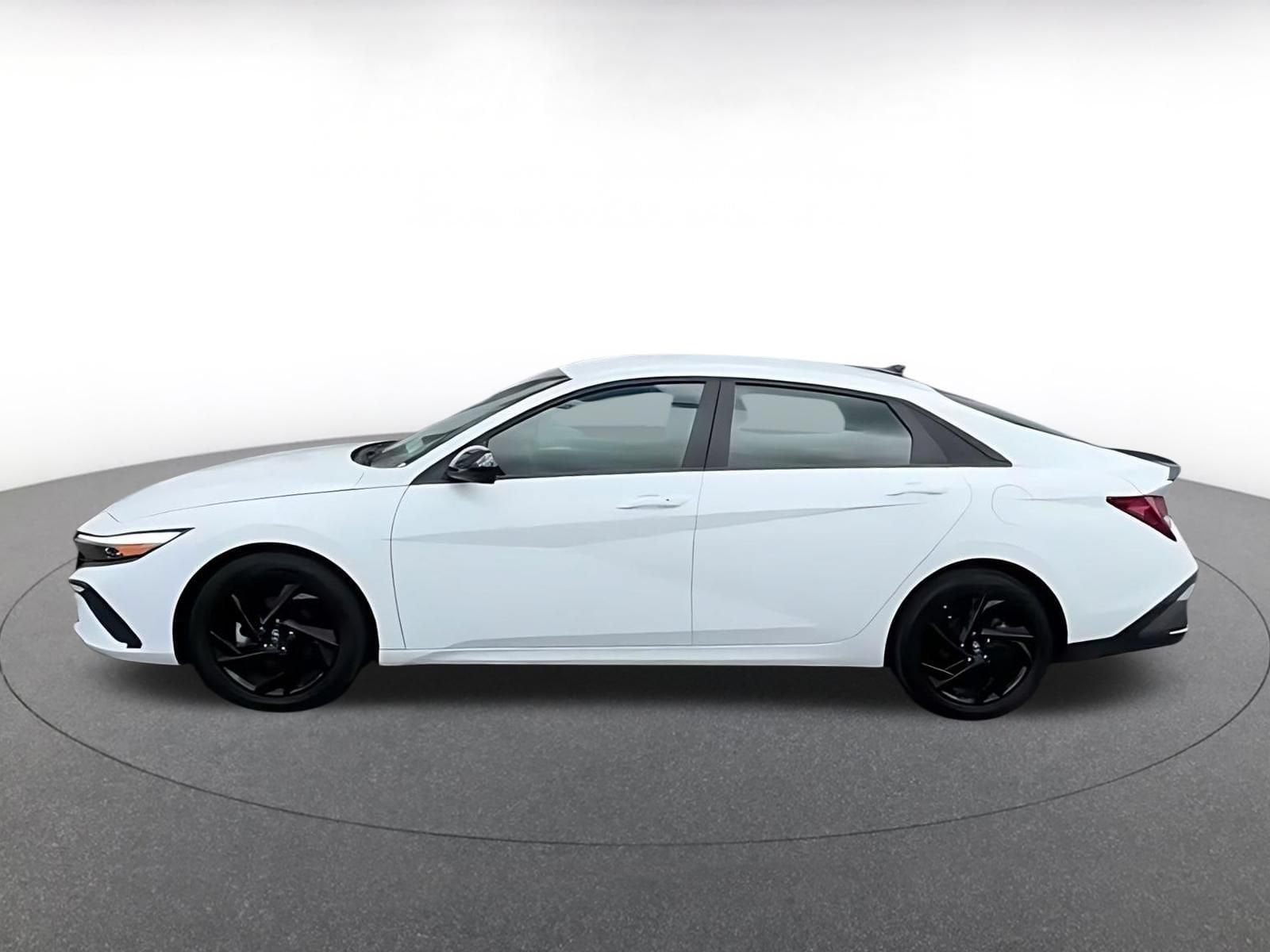 Thumbnail: 2026 Hyundai Elantra - 8