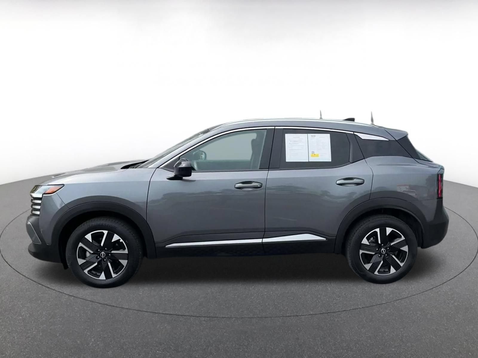Thumbnail: 2026 Nissan Kicks - 9