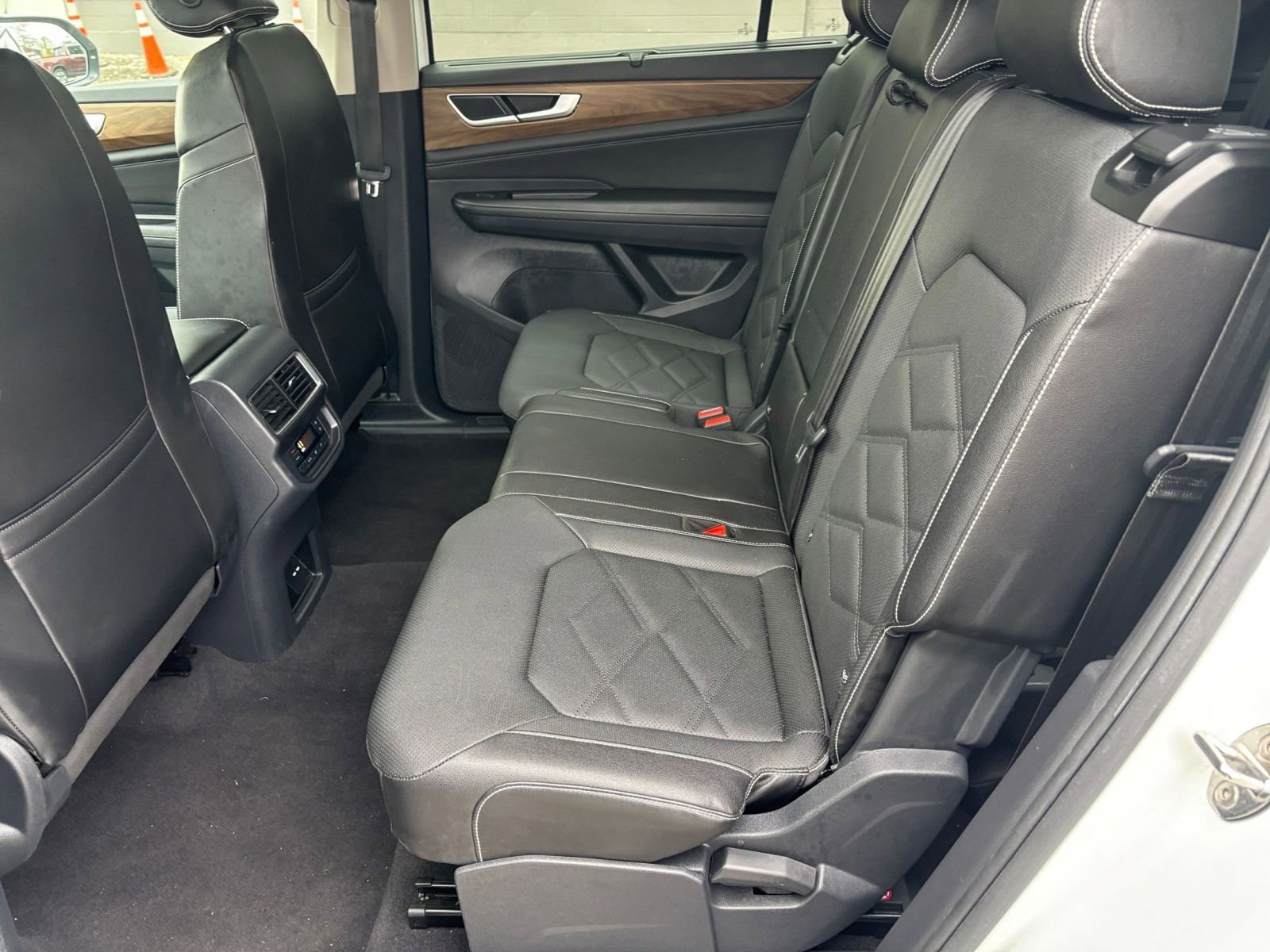 Thumbnail: 2025 Volkswagen Atlas - 22