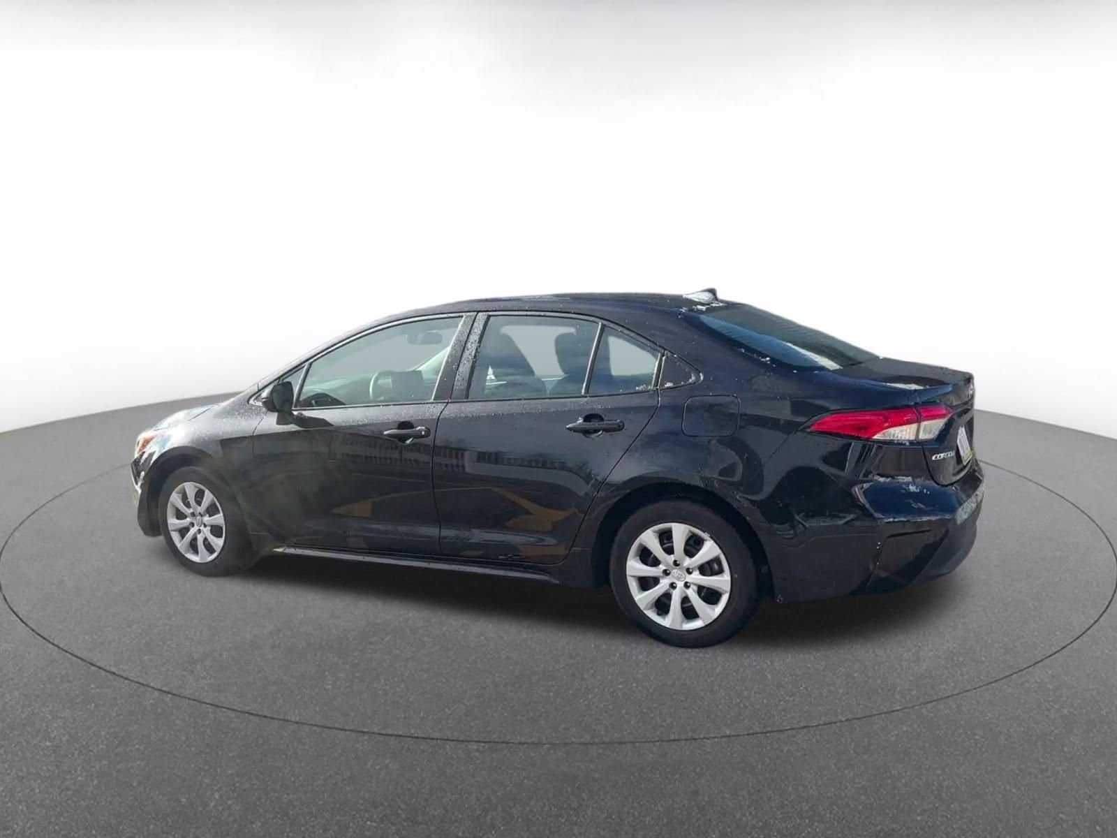 Thumbnail: 2025 Toyota Corolla - 10