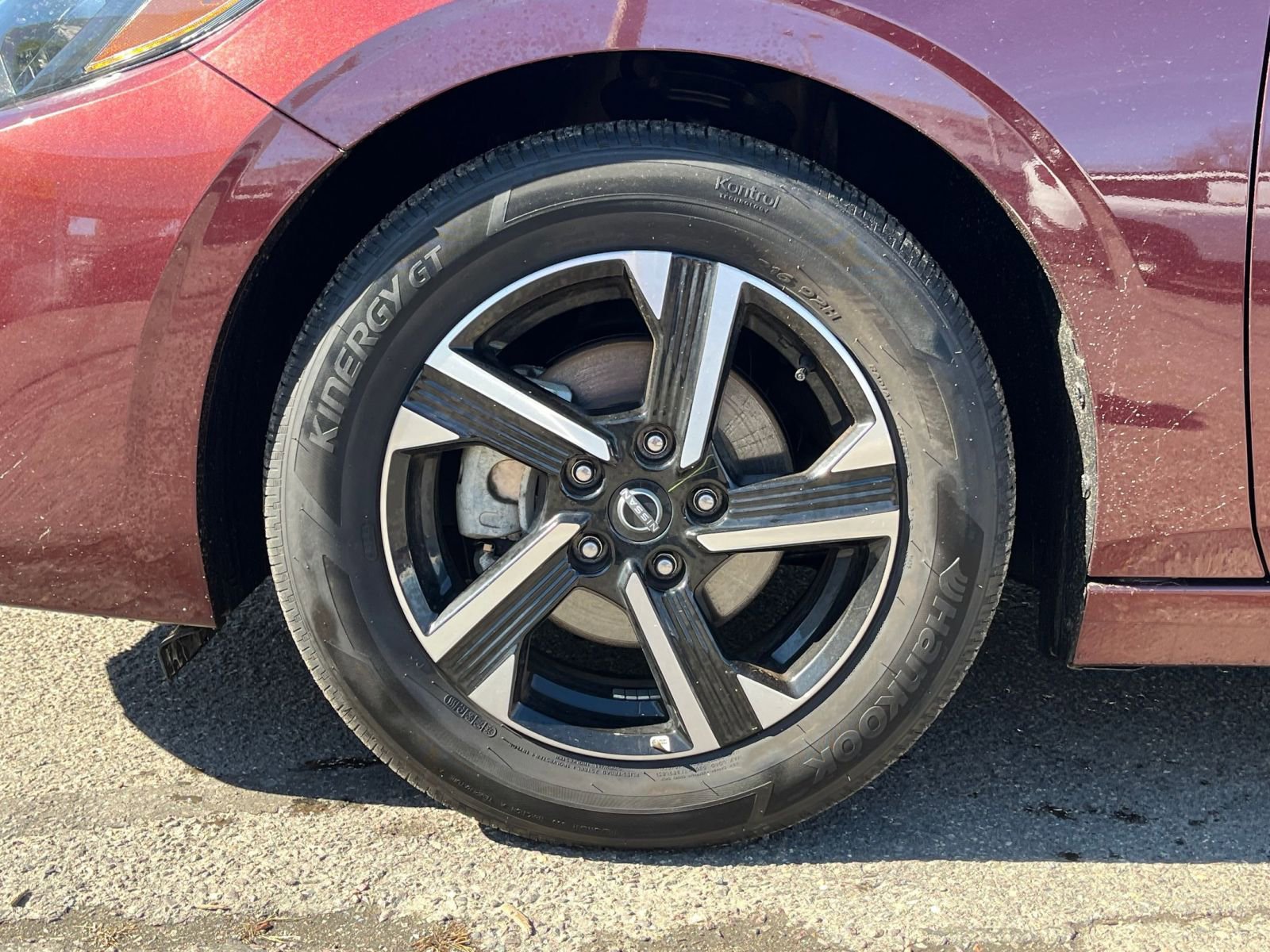 Thumbnail: 2025 Nissan Sentra - 25