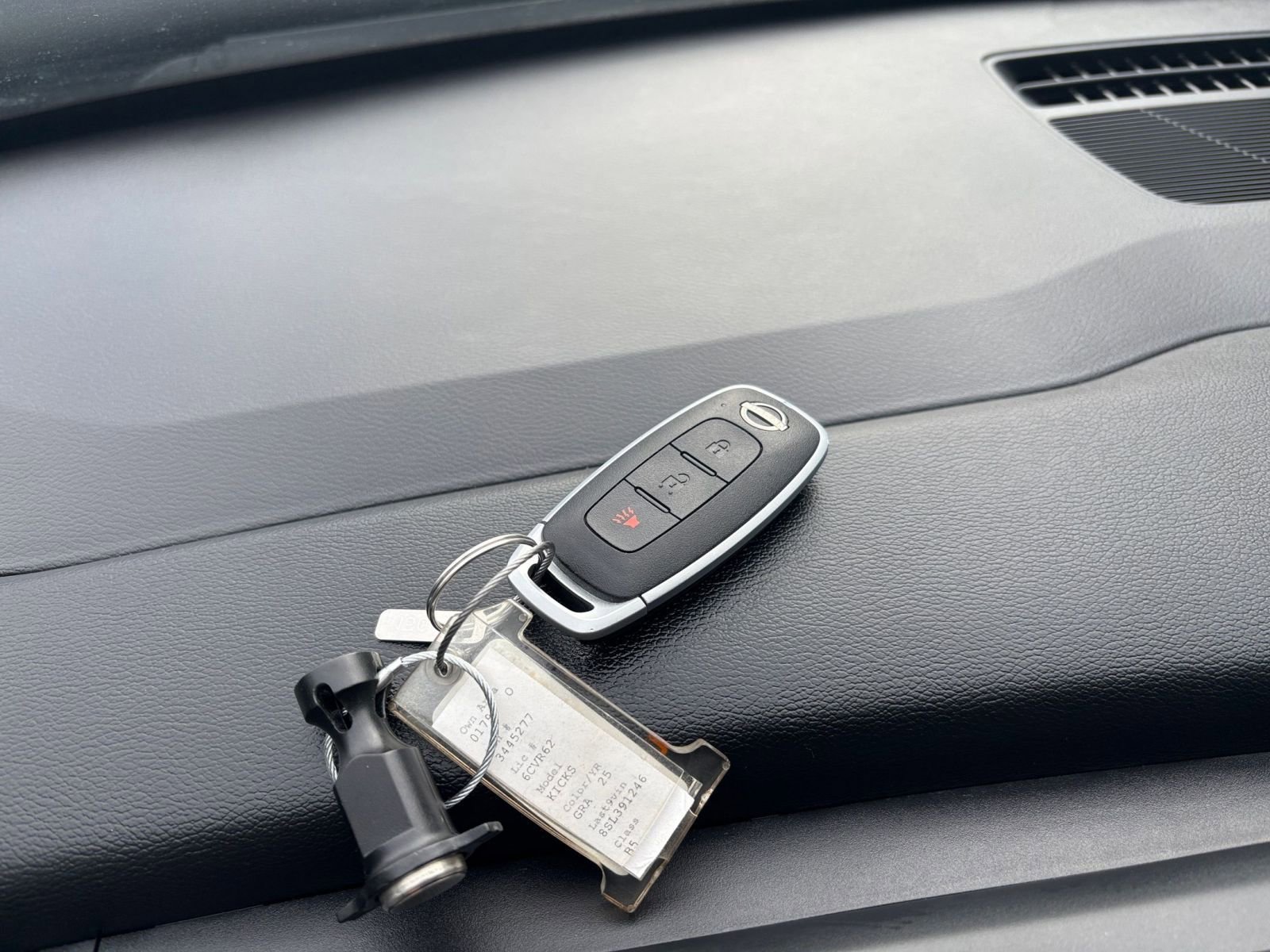 Thumbnail: 2025 Nissan Kicks - 21