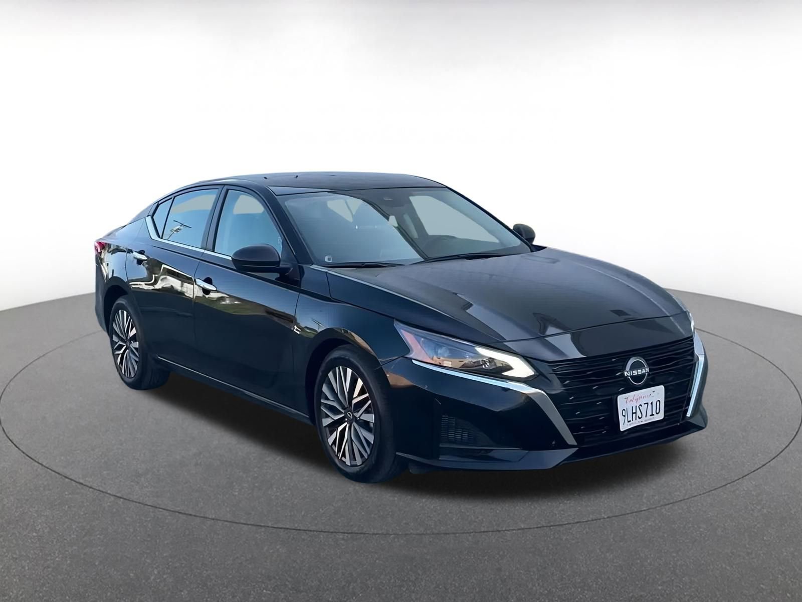 Thumbnail: 2024 Nissan Altima - 3