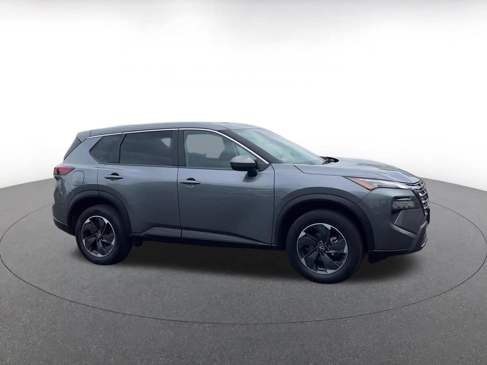 Thumbnail: 2025 Nissan Rogue - 2