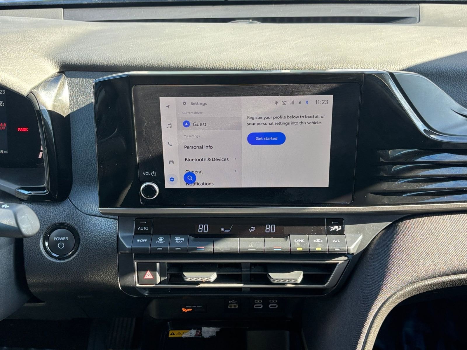 Thumbnail: 2025 Toyota Camry - 18