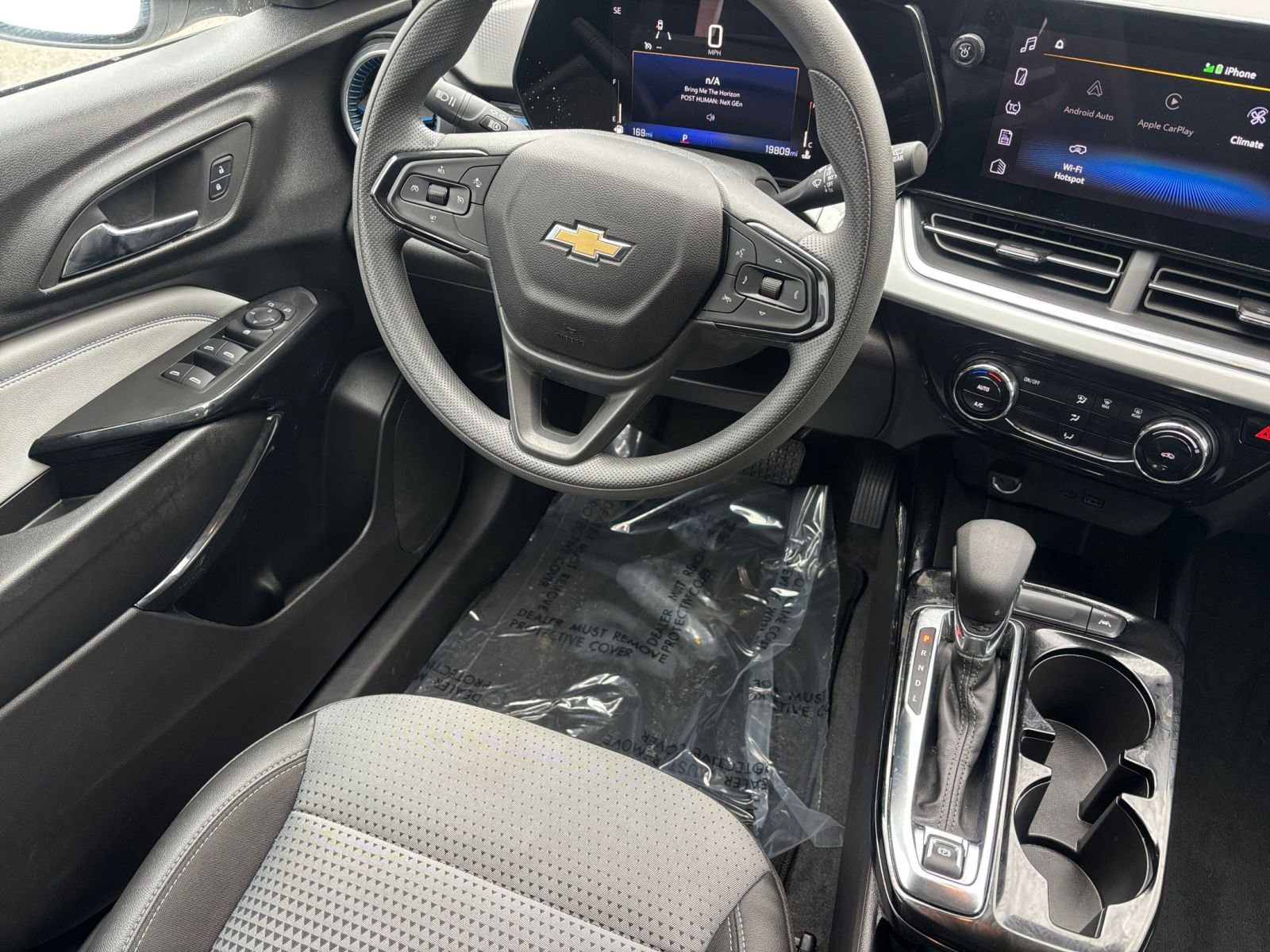 Thumbnail: 2025 Chevrolet Trax - 30