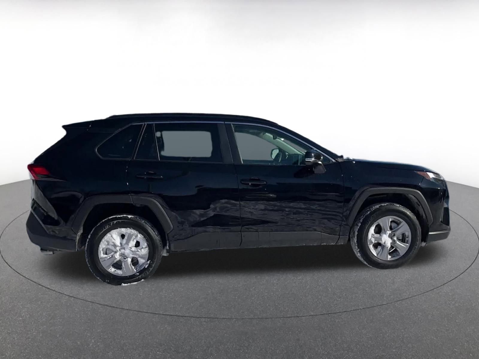 Thumbnail: 2025 Toyota RAV4 - 15