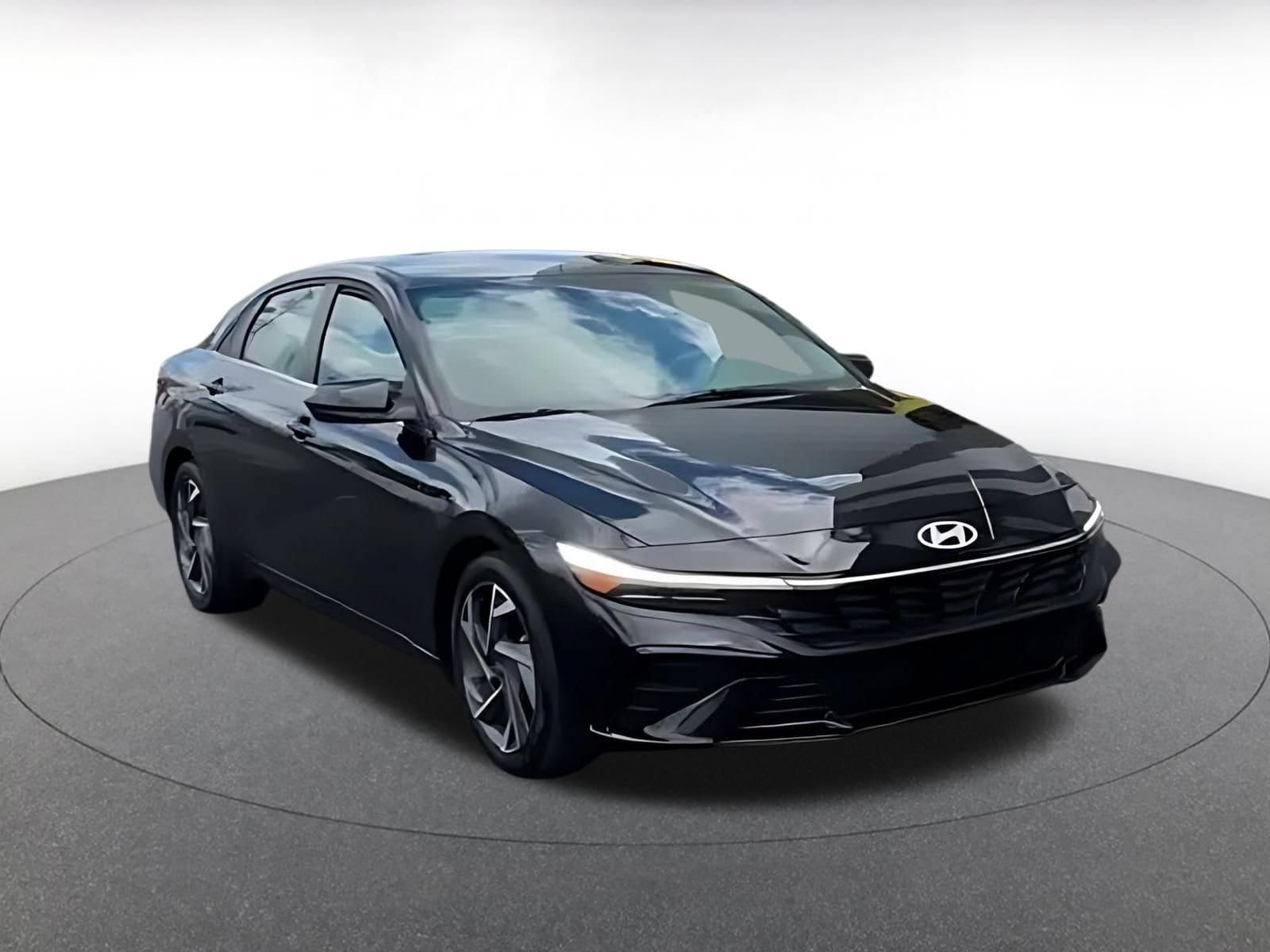 Thumbnail: 2025 Hyundai Elantra - 9